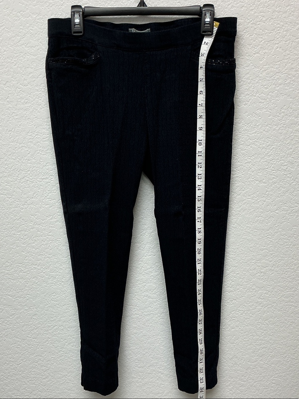 Navy & Black Ankle Pull-On Knit Pants with Pocket Trim & Subtle Elegant Pattern